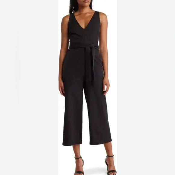 Sam Edelman Black Tie Waist Crop Wide Leg Jumpsuit Size 10 NWT - Picture 1 of 7